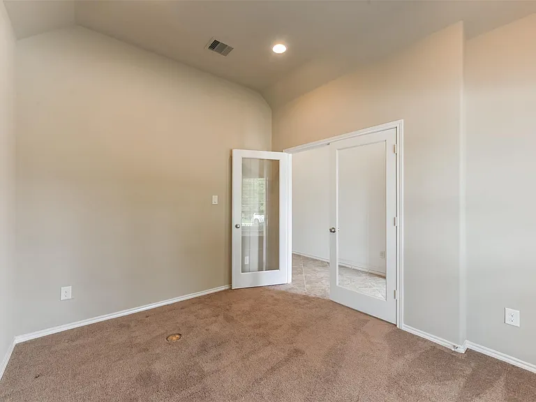 248 Clementine Ct — Photo 31