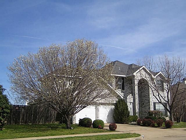1st image of 125 E Embercrest Dr