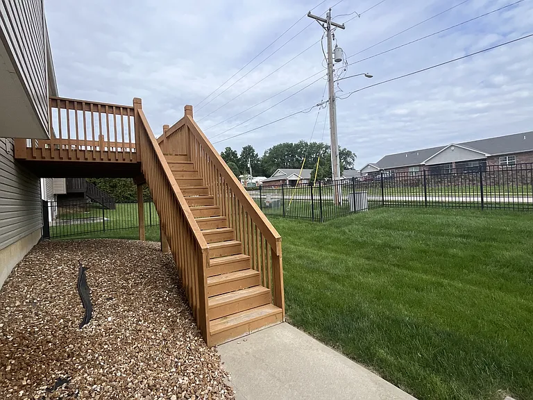 455 Ash Ct — Photo 18
