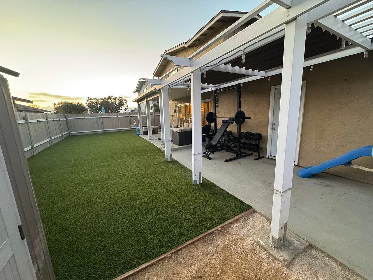 3 bed, 2.5 bath, 1832 sqft, $4,500 — Photo 4