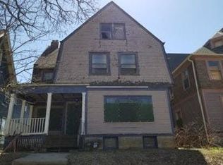 2819 W State St, Milwaukee, WI 53208