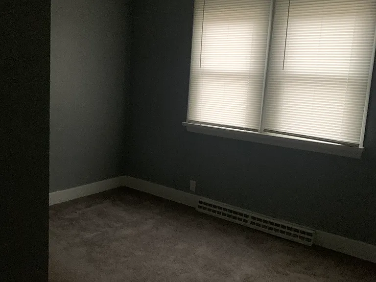 812 Elmwood St — Photo 10