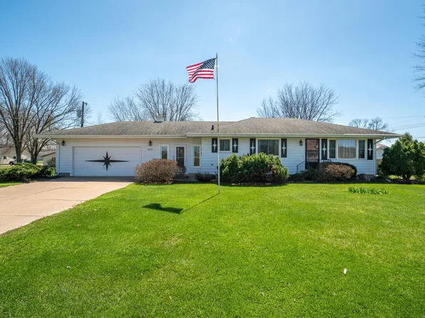 26477 W Mondovi St, Eleva, WI 54738