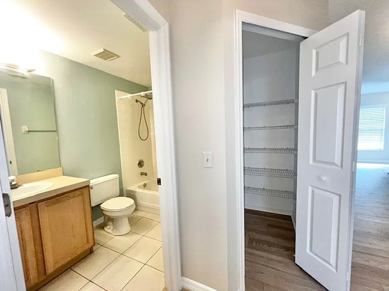 2024 Donegan Pl — Photo 28