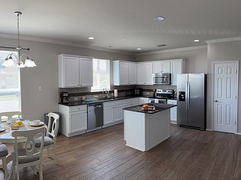 9104 Bowfield Dr — Photo 1