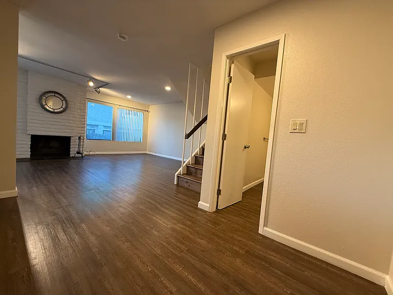 3824 Camino Lindo — Photo 6
