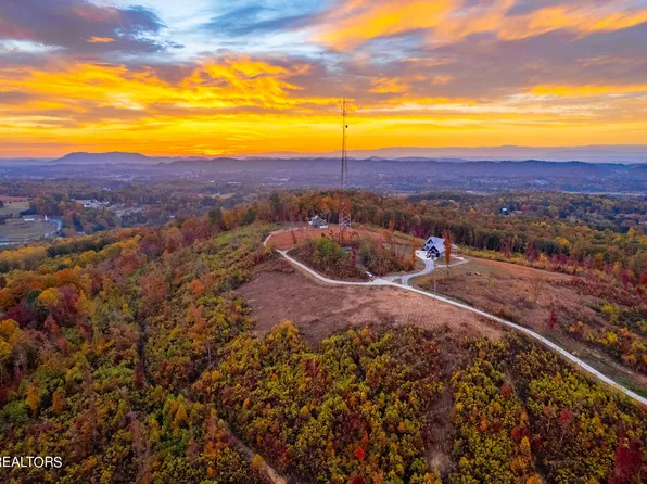 5162 Fort Sumter Rd, Knoxville, TN 37938