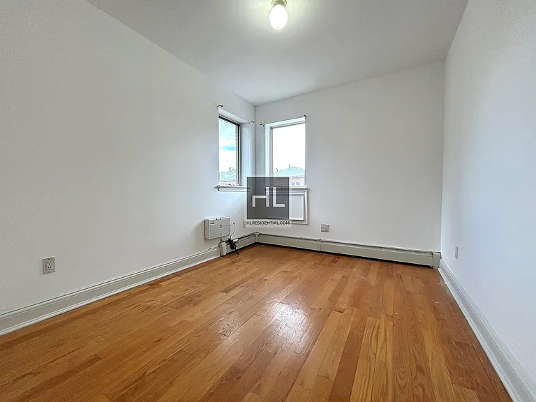 57 Bay 31 St #3 — Photo 16