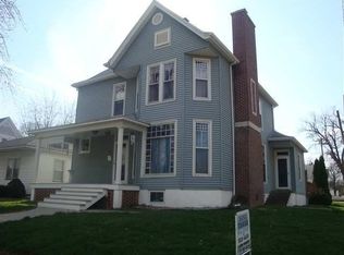 517 N Center St, Clinton, IL 61727