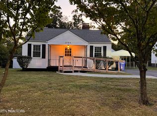 1709 N Wright Rd, Alcoa, TN 37701