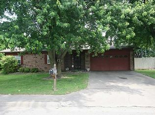 1403 Jean St, Springdale, AR 72762