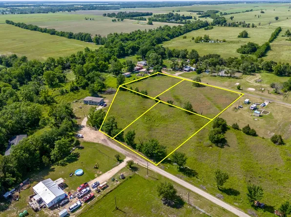 23070 County Road 44190, Powderly, TX 75473