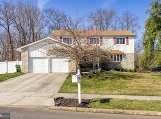 242 Sandringham Rd, Cherry Hill, NJ 08003