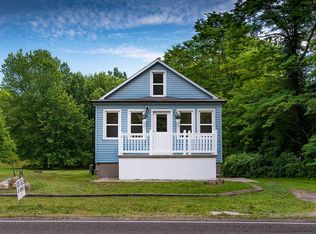 6731 Bethuy Rd, Fair Haven, MI 48023