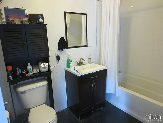 Rented by Miron Properties | media 7