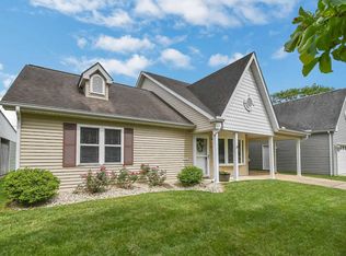412 Robin Rd, Waverly, OH 45690