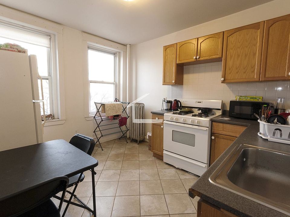 2nd image of 46 Brighton Ave #82B