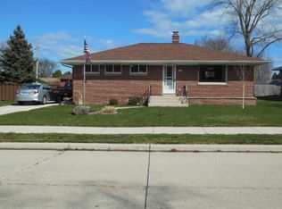 1613 N 29th St, Sheboygan, WI 53081