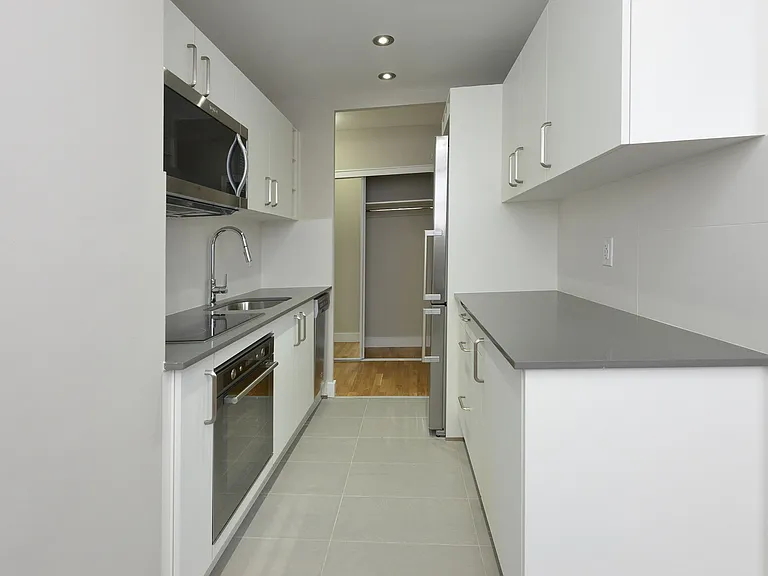 1420 Kingston Rd #50027A-406 — Photo 2