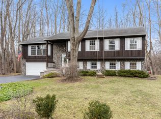 432 Halcyon Ln, North Barrington, IL