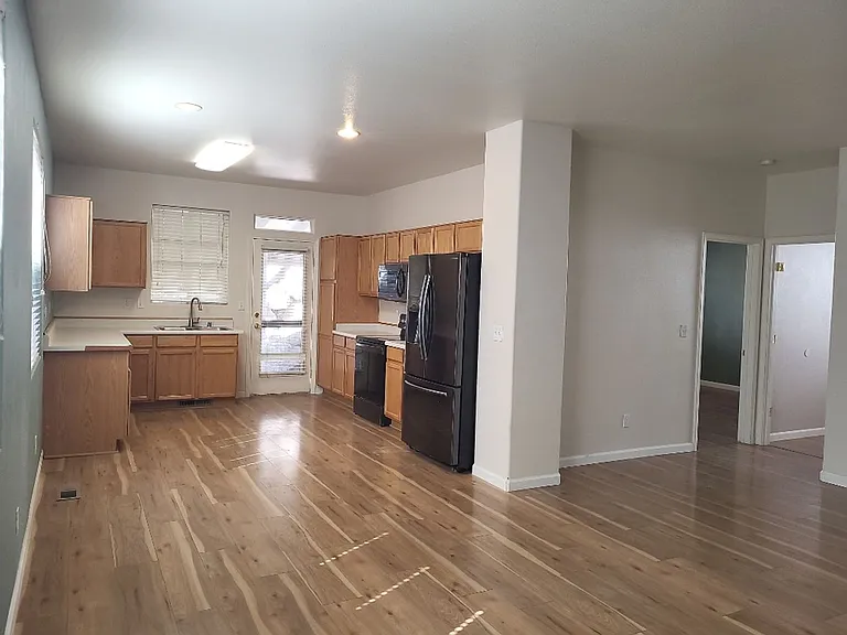 2396 Sapphire Ridge Way — Photo 3