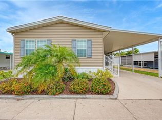 621 Lily Of The Valley Dr, Venice, FL 34293
