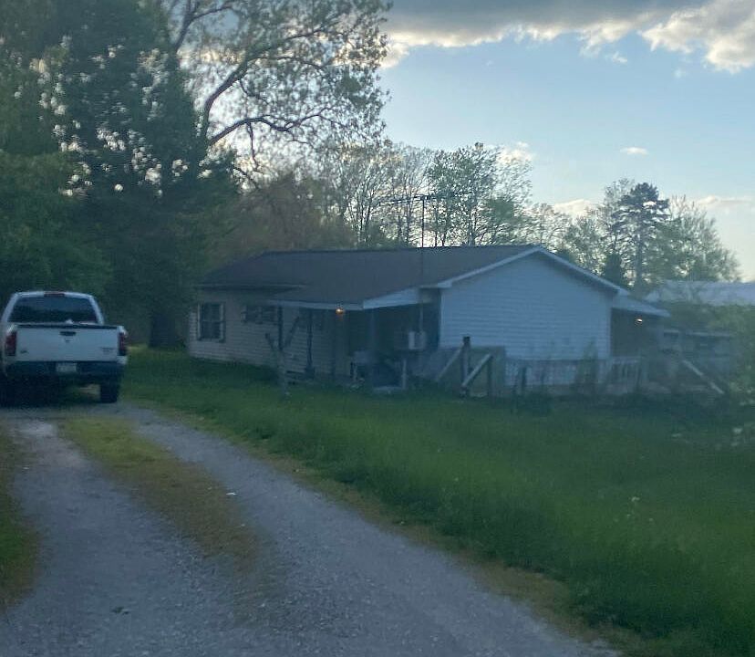2nd image of 101 Stepp Rd