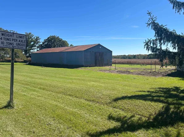 N2184 County Rd E, Redgranite, WI 54970
