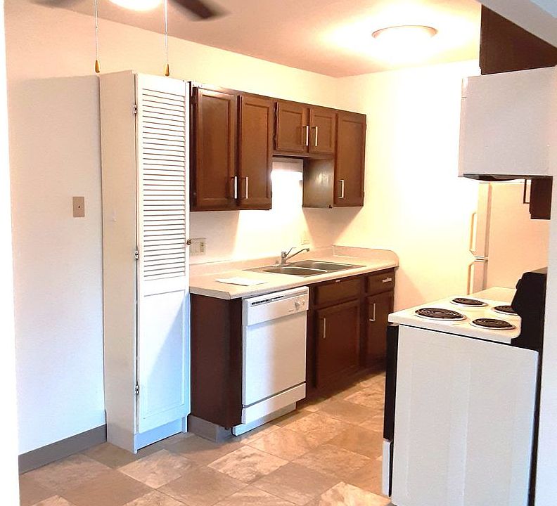 1st image of 425 E 1st Ave APT 4