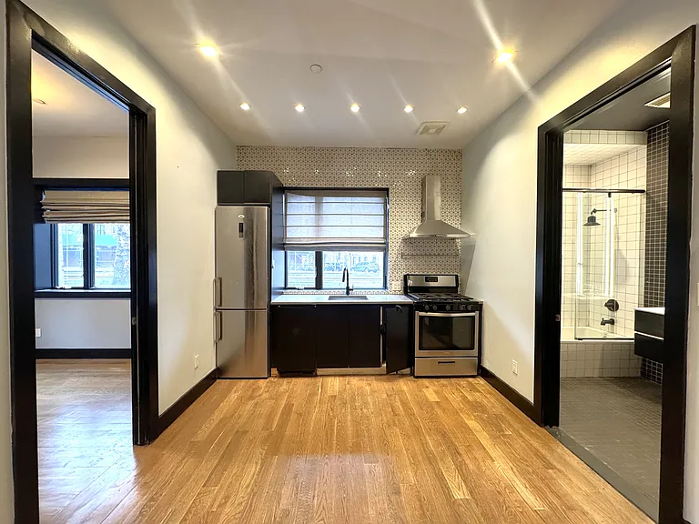 1815 Eastern Pkwy #1C — Photo 5