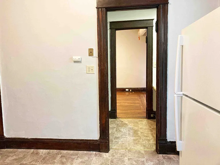 3241 Jefferson Ave — Photo 29
