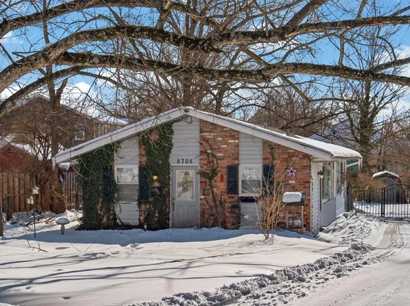 5705 Murray Ave, Cincinnati, OH 45227
