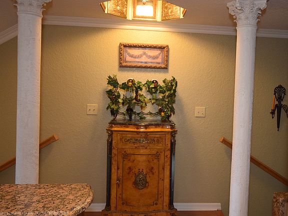 2nd Floor Landing