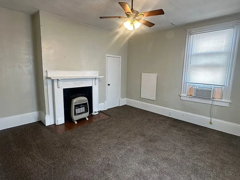 1525 S Noble St — Photo 9