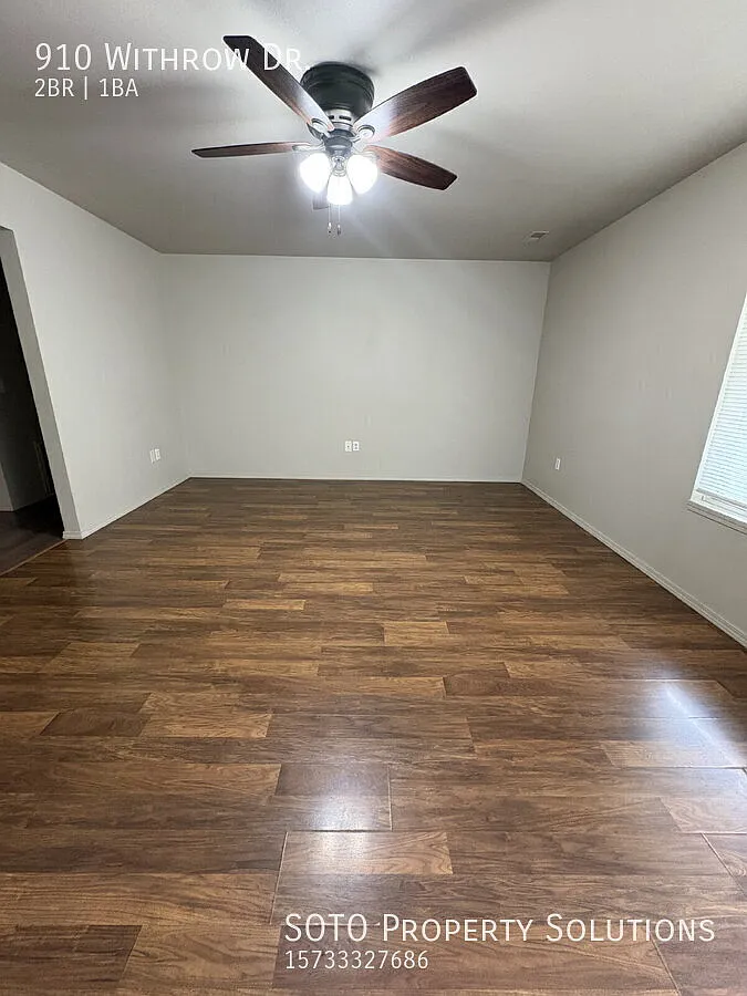 Spacious 2-Bedroom Apartment with Washer/Dryer Hookups Pet-Friendly in Oran! — Photo 4