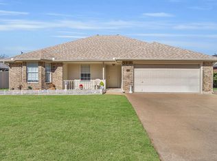 223 Modene Ave, Waxahachie, TX 75165