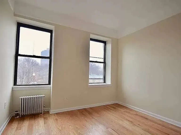 9 E 124th St #4 — Photo 3