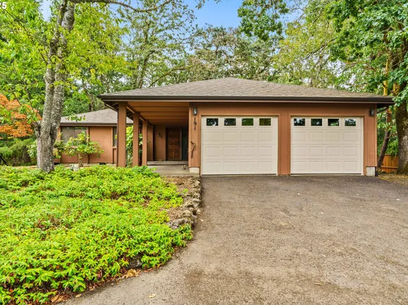 191 Crest Dr, Eugene, OR 97405