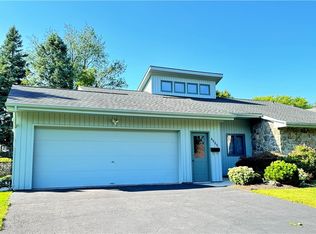 4965 Tenterden Dr, Syracuse, NY 13215