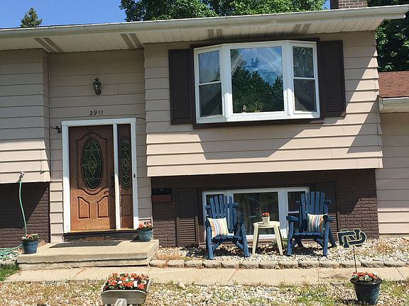 5th image of 2911 Canterbury Dr