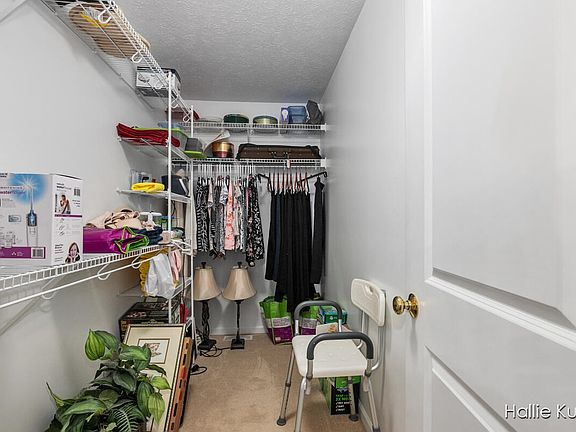 4th image of 7381 Cactus Cove Dr SW