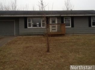 225 18th Ave SE, Cambridge, MN 55008