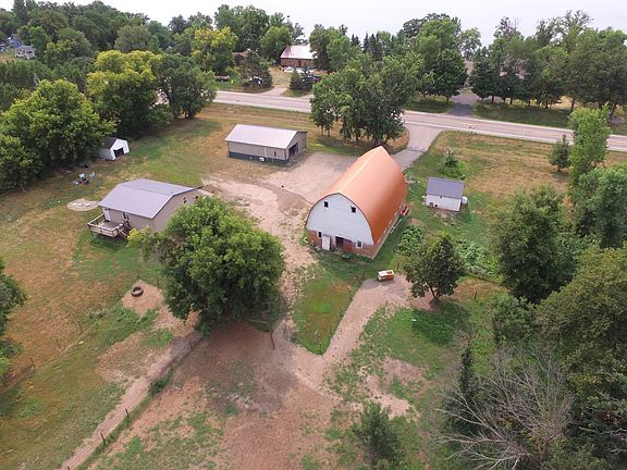 3rd image of 38151 County Highway 35