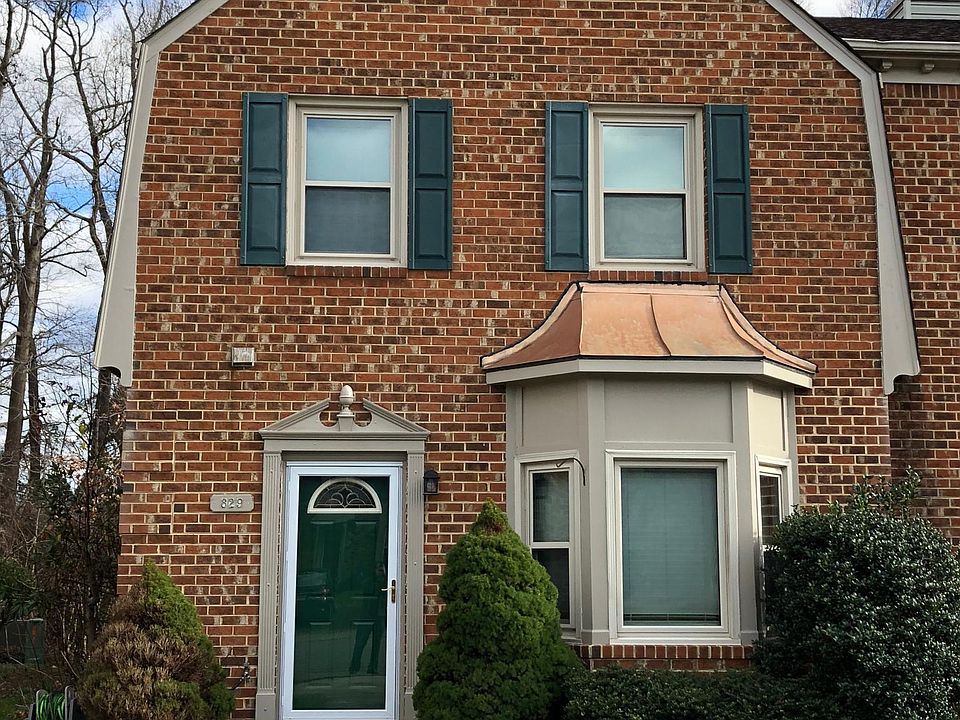 1st image of 829 Creekside Cres