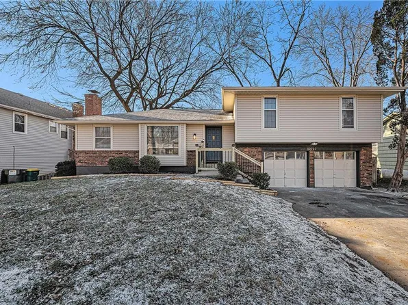 12727 W 100th St, Lenexa, KS 66215