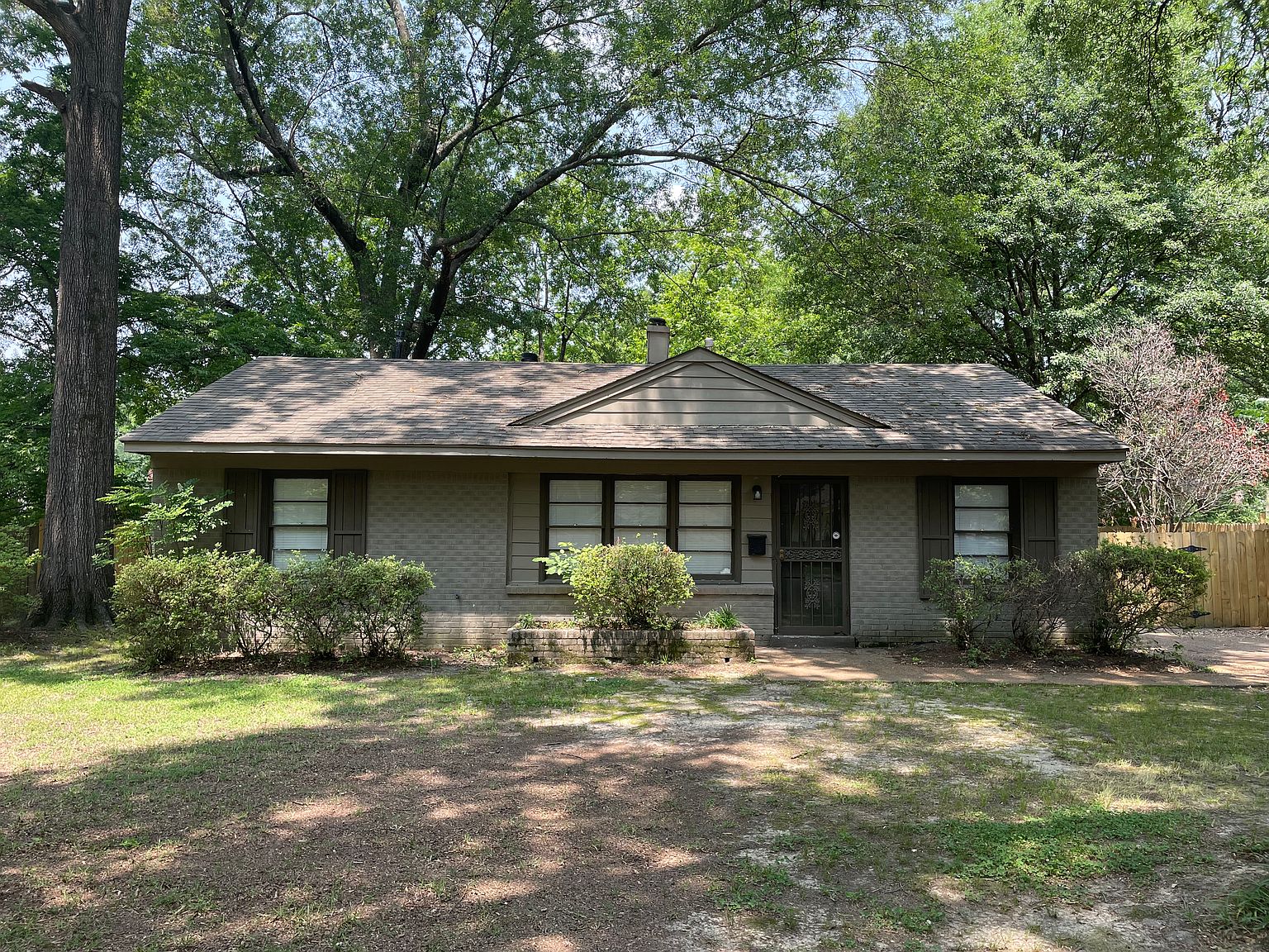 1329 Dearing Rd, Memphis, TN 38117 Zillow