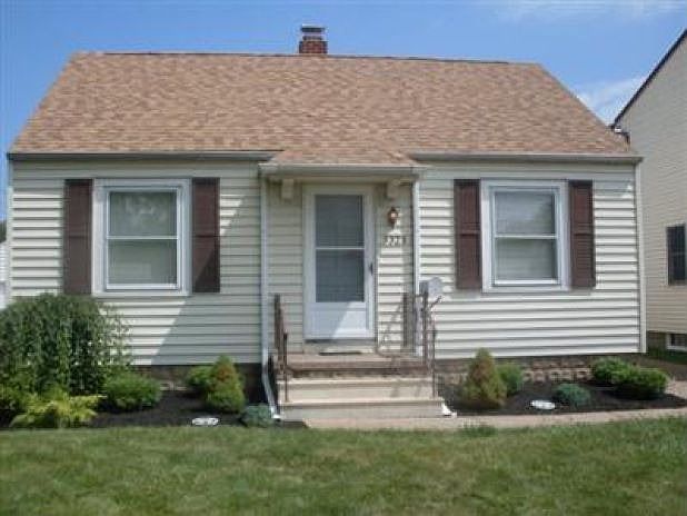 1st image of 3323 Lincoln St