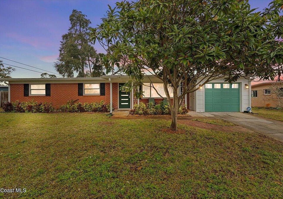 1st image of 1780 N Lilac Cir