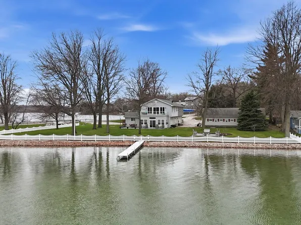 6055 N 190 W, Howe, IN 46746