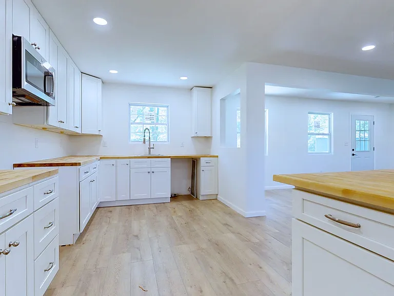 Kitchen - Appliances to be installed